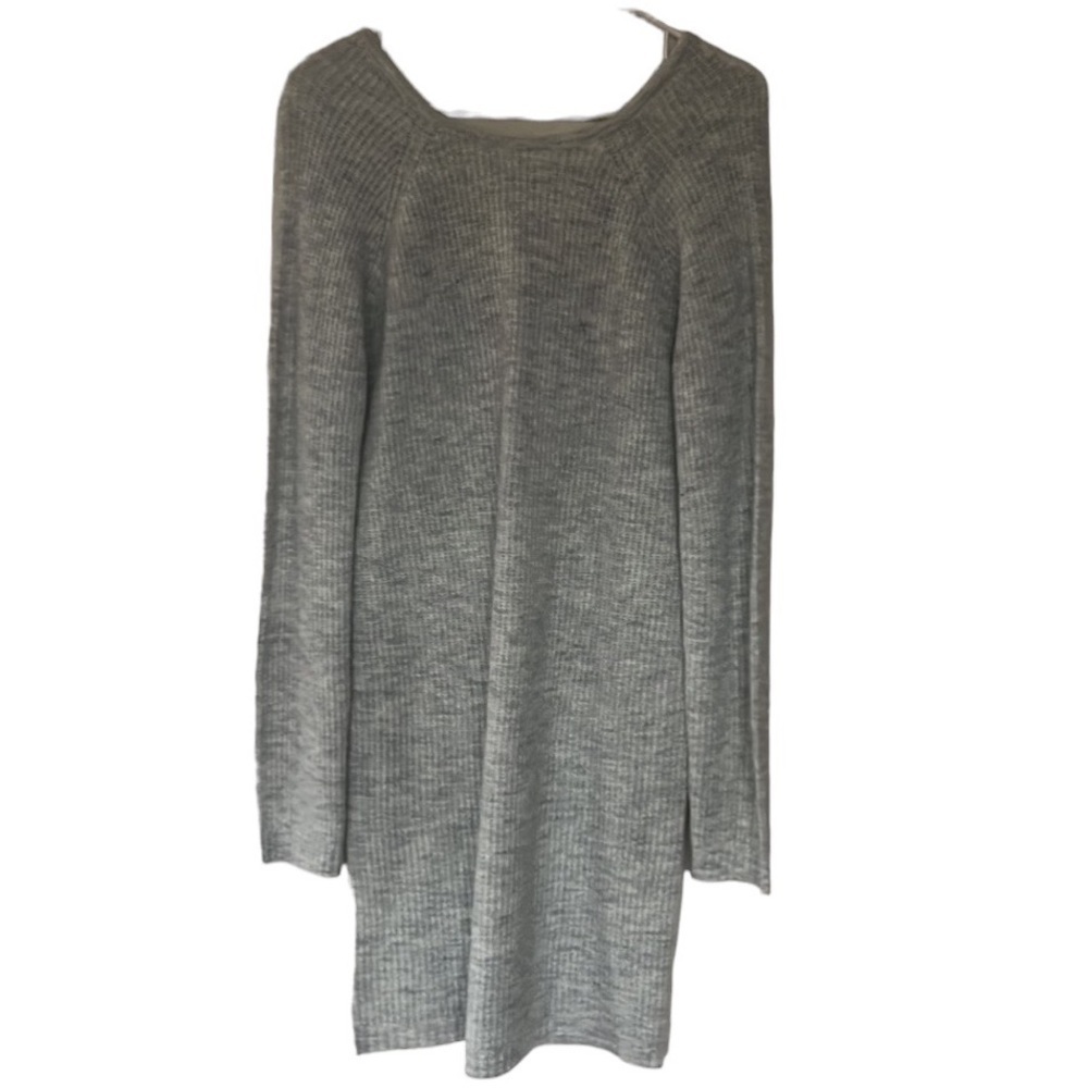 Hem & thread twist back sweater dress. Light gray. Women’s L. NWT.
